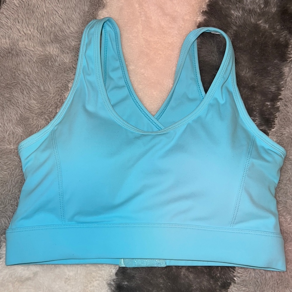 Aqua sports bra